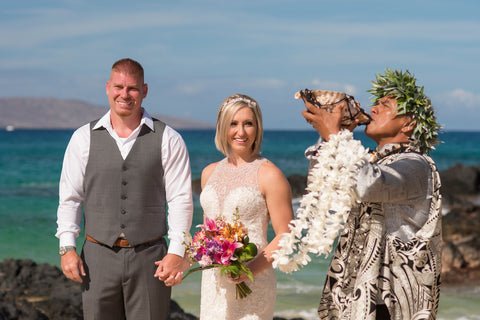 [Maui Elopement & Maui Wedding Photographer Online]-Maui Wedding Photography & Planning Studio, A Paradise Dream Wedding