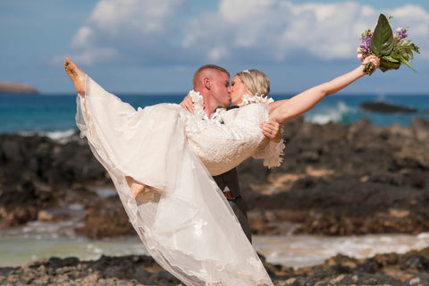 [Maui Elopement & Maui Wedding Photographer Online]-Maui Wedding Photography & Planning Studio, A Paradise Dream Wedding