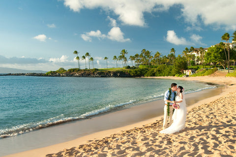 [Maui Elopement & Maui Wedding Photographer Online]-Maui Wedding Photography & Planning Studio, A Paradise Dream Wedding